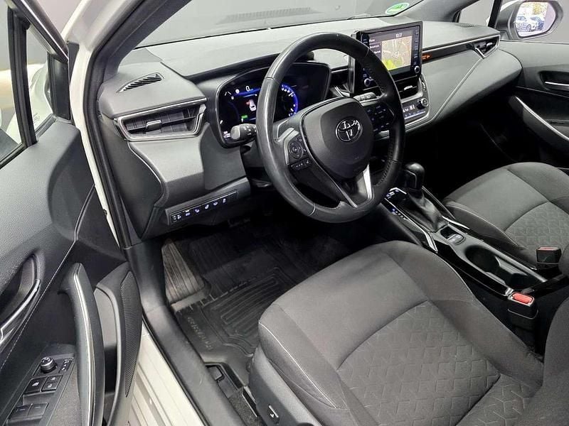 Gebraucht Toyota Corolla Edition 98 PS (72 kW) 2019 Weiß Kombi