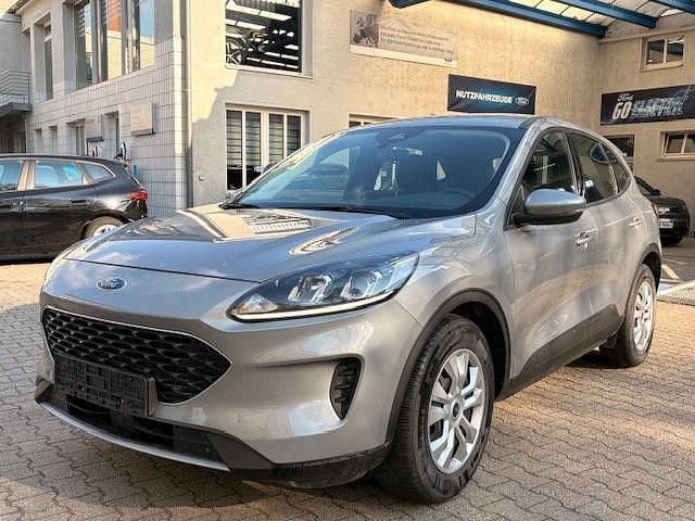 Gebraucht Ford Kuga Trend 120 PS (88 kW) 2022 Silber SUV