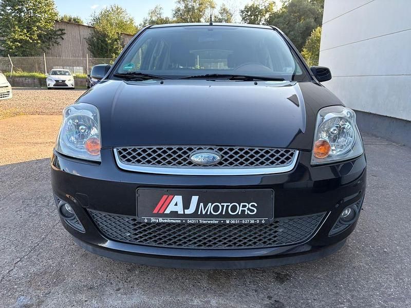 Schwarz Gebraucht 2007 Ford Fiesta Kleinwagen | 2.490 € (Fairer Preis) - Bild 1/4