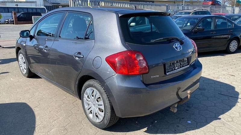 Gebraucht Toyota Auris Sol 97 PS (71 kW) 2007 Grey metallic Kleinwagen