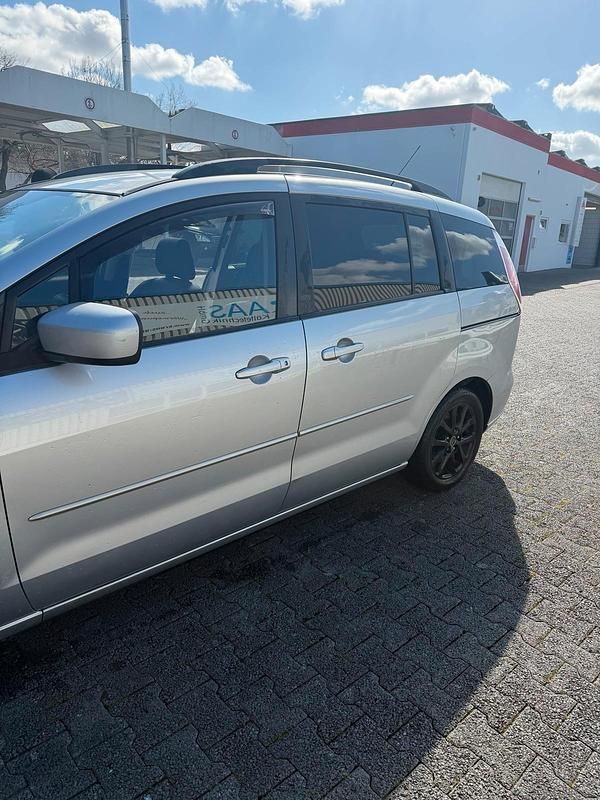 Gebraucht Mazda 5 143 PS (105 kW) 2008 Silber Van / Kleinbus
