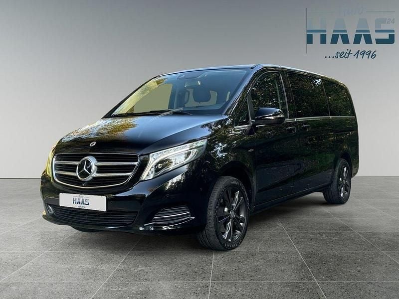 Schwarz Gebraucht 2019 Mercedes V250 Avantgarde Van / Kleinbus | 44.490 € (Guter Preis) - Bild 1/4