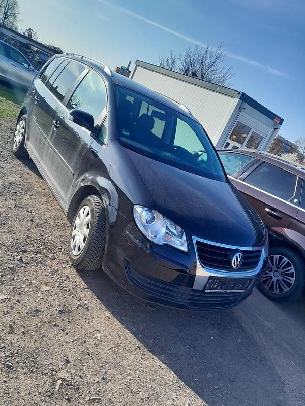 Gebraucht VW Touran 105 PS (77 kW) 2008 Schwarz Van / Kleinbus