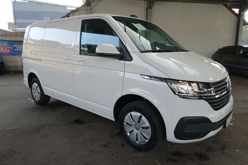 Candyweiß Neu 2025 VW T6.1 Van | 39.990 € (Etwas zu teuer) - Bild 1/4