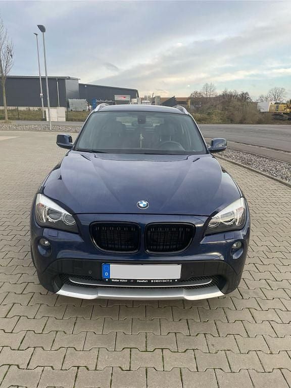 Blau Gebraucht 2011 BMW X1 Sport Line SUV | 6.000 € (Fairer Preis) - Bild 1/4