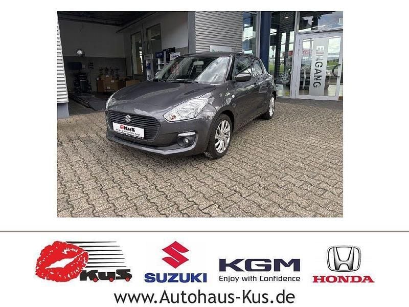 Grau Gebraucht 2020 Suzuki Swift Comfort Kleinwagen | 11.489 € (Superpreis) - Bild 1/4
