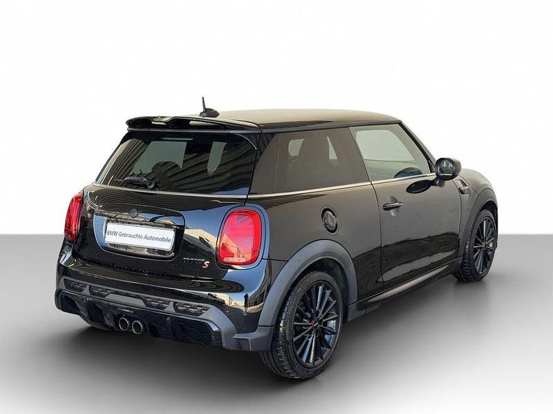 Gebraucht Mini John Cooper Works 178 PS (130 kW) 2022 Midnight black met. Kleinwagen