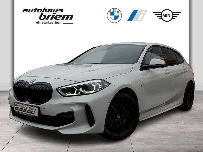 Weiß Gebraucht 2021 BMW 120 Performance Kleinwagen | 26.490 € (Fairer Preis) - Bild 1/4