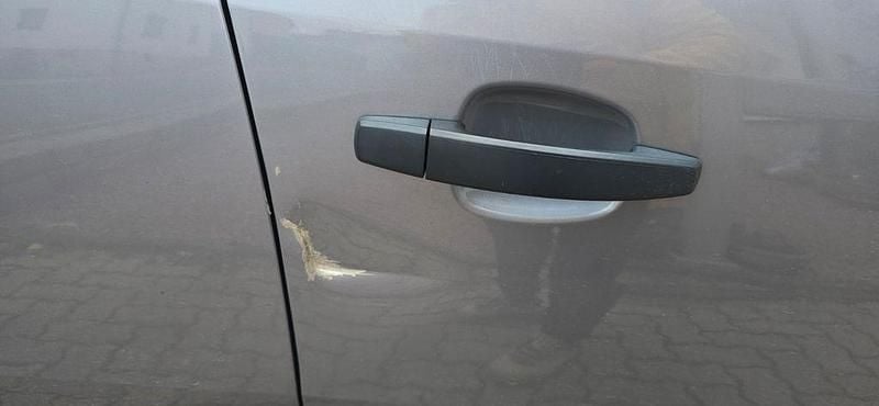 Second-hand Opel Corsa Edition 60 CP (44 kW) 2009 Argintiu Hatchback