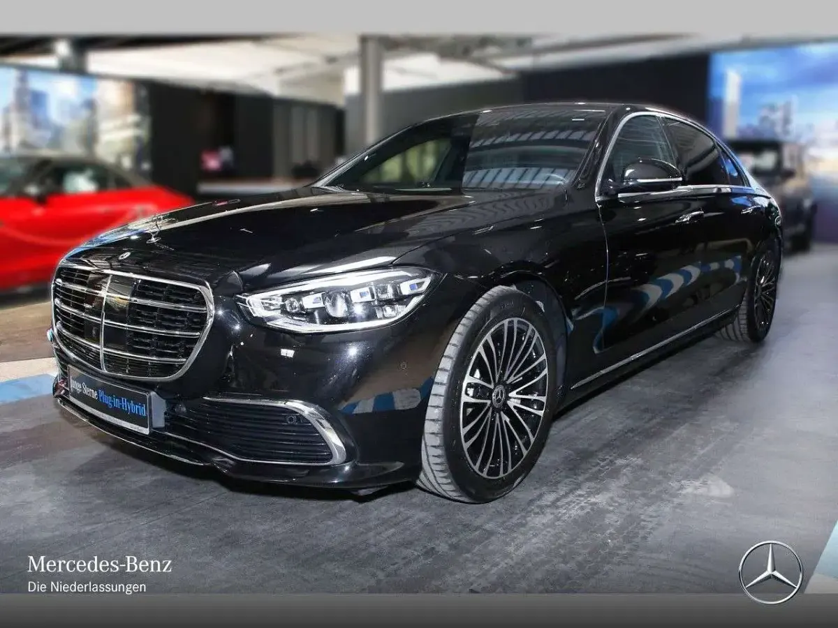 Gebraucht Mercedes S600 367 PS (269 kW) 2024 Obsidianschwarz Limousine