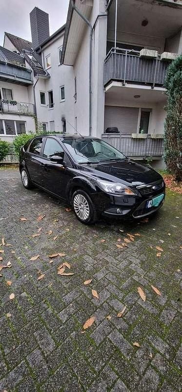 Gebraucht 2009 Ford Focus Titanium Limousine | 3.600 € (Fairer Preis) - Bild 1/4