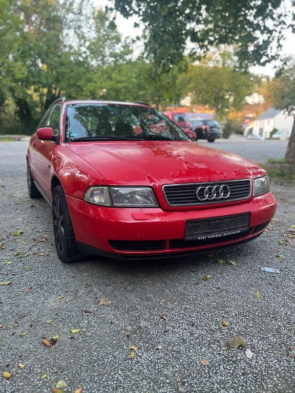 Rot Gebraucht 1996 Audi A4 S-Line Kombi | 750 € (Guter Preis) - Bild 1/4