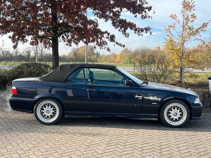 Gebraucht BMW 320 Cabriolet M Sport 150 PS (110 kW) 1999 Orientblau metallic Cabrio