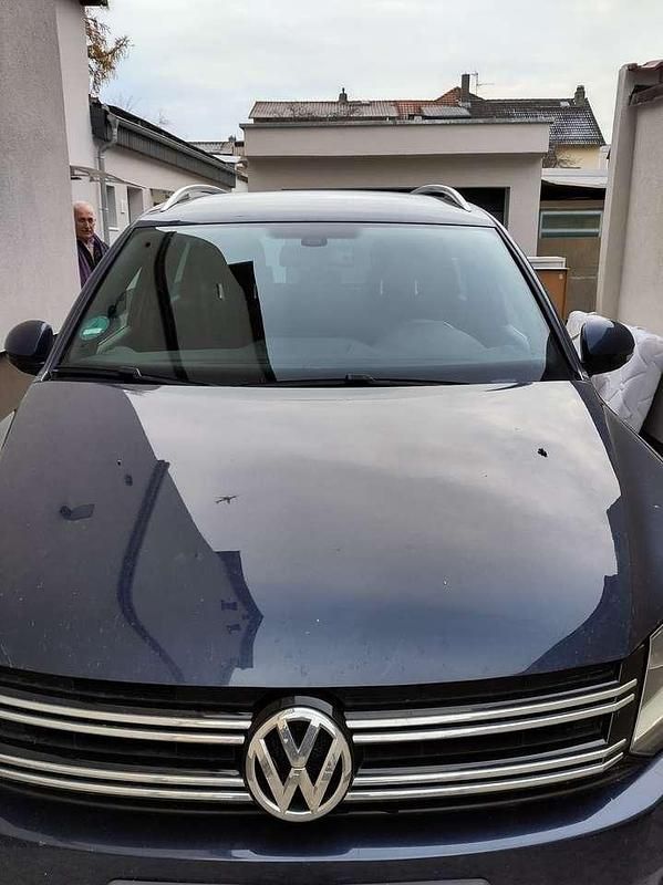 Blau Gebraucht 2016 VW Tiguan Sport SUV | 10.750 € (Superpreis) - Bild 1/4