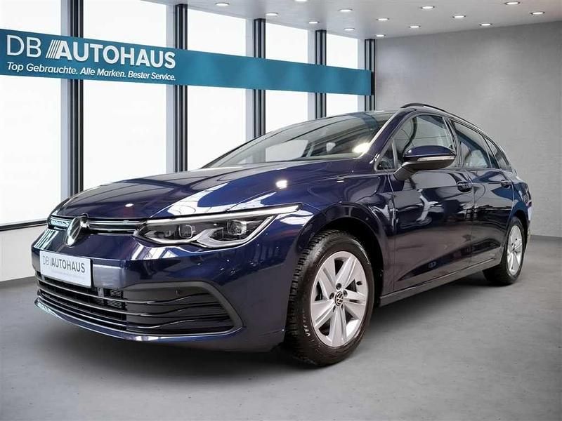 Blau Gebraucht 2024 VW Golf VIII Life Kombi | 24.180 € (Guter Preis) - Bild 1/4