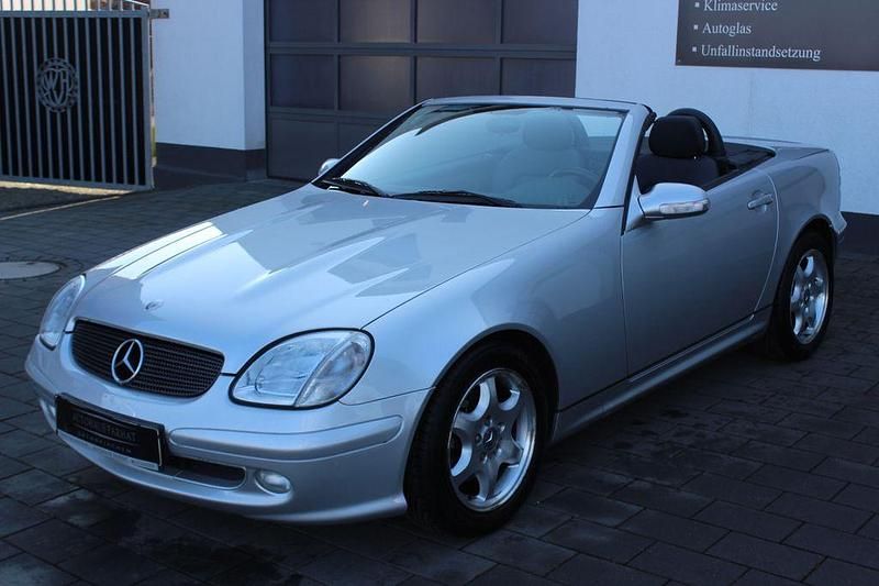 Gebraucht Mercedes SLK200 163 PS (119 kW) 2001 Silber Cabrio