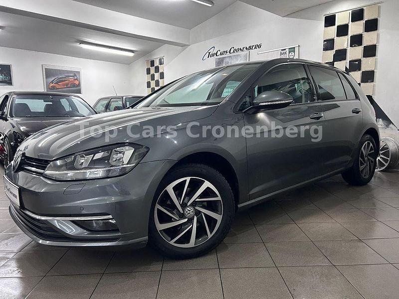 Gebraucht VW Golf VII Sound 110 PS (80 kW) 2017 Grau Limousine