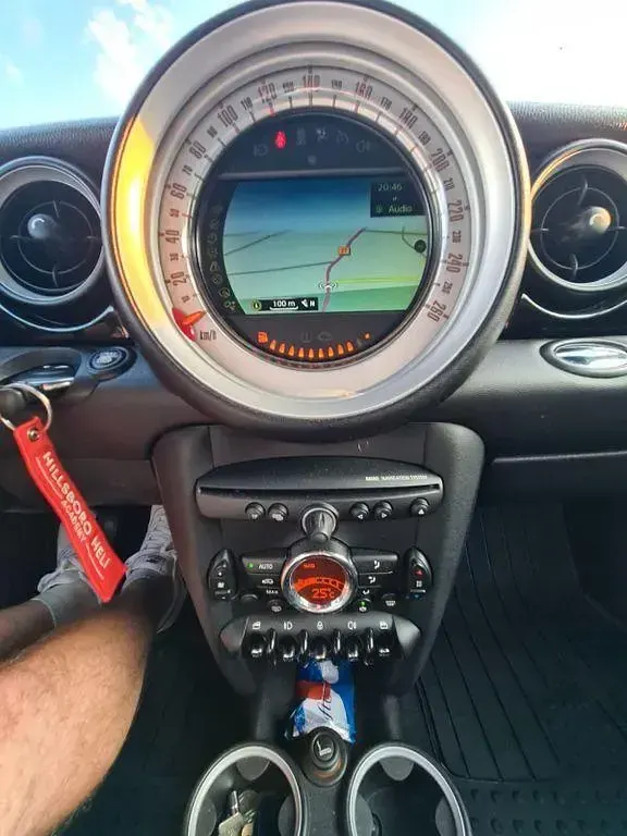 Usata Mini Cooper D 111 CV (81 kW) 2012 Nero Utilitaria