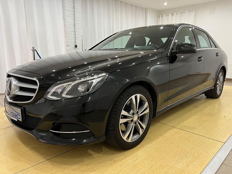 Gebraucht Mercedes E350 Avantgarde 258 PS (189 kW) 2015 Schwarz Limousine