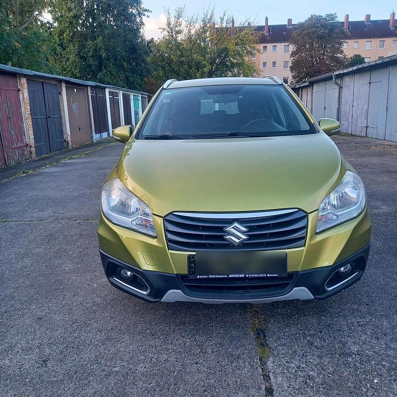 Gebraucht 2015 Suzuki SX4 SUV | 11.500 € - Bild 1/4