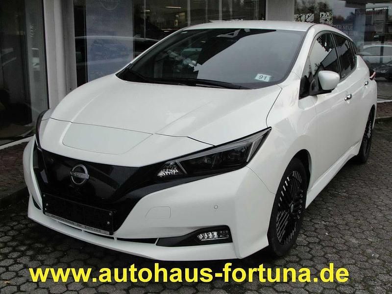 Gebraucht Nissan Leaf 360º 110 kW (150 PS) 2022 Super white Kleinwagen
