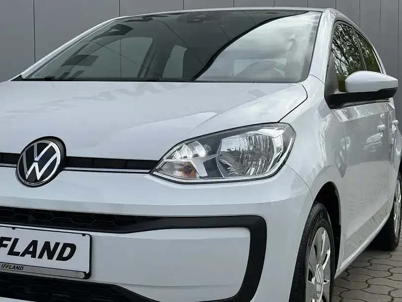 Używany VW up! 65 KM (47 kW) 2022 Biały Hatchback