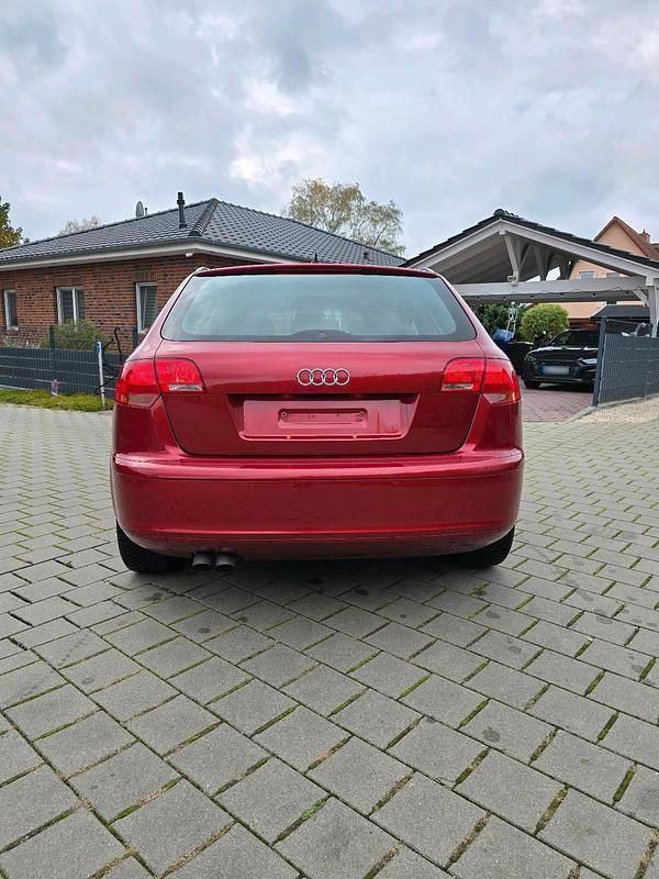 Gebraucht Audi A3 140 PS (102 kW) 2007 Rot Kleinwagen