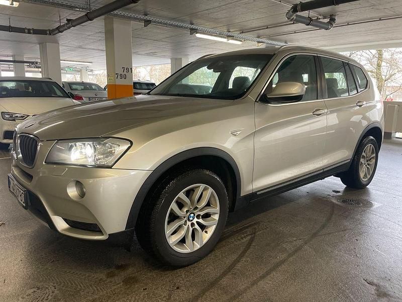 Gebraucht BMW X3 185 PS (136 kW) 2012 Silber SUV