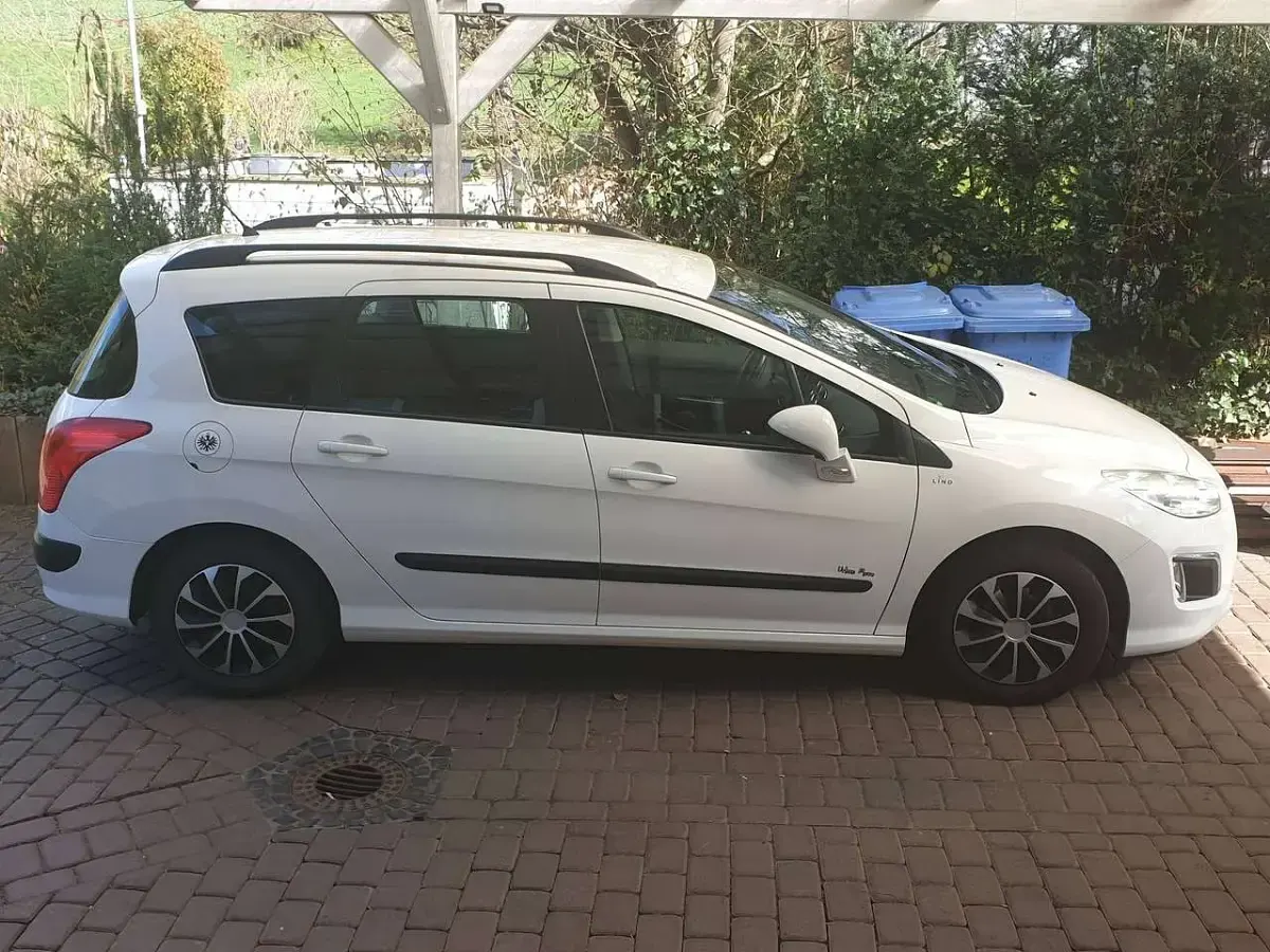 Gebraucht Peugeot 308 SW 111 PS (81 kW) 2012 Kombi
