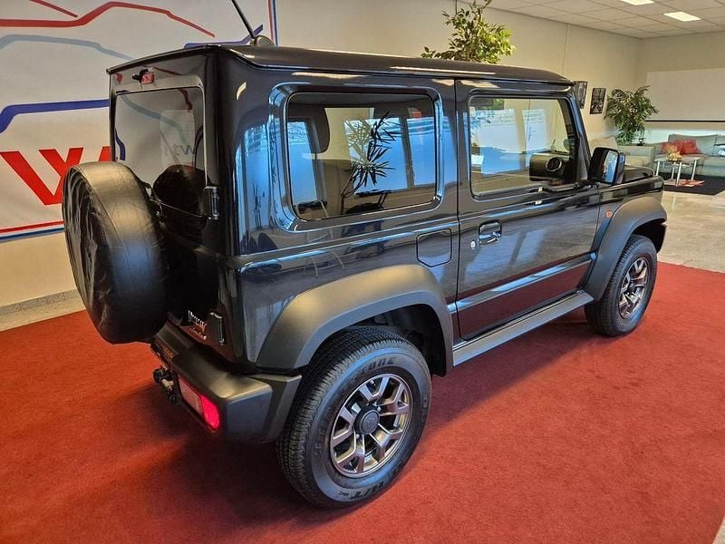 Gebraucht Suzuki Jimny Comfort+ 102 PS (75 kW) 2020 Schwarz SUV