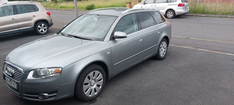 Silber Gebraucht 2006 Audi A4 Kombi | 2.650 € (Superpreis) - Bild 1/4