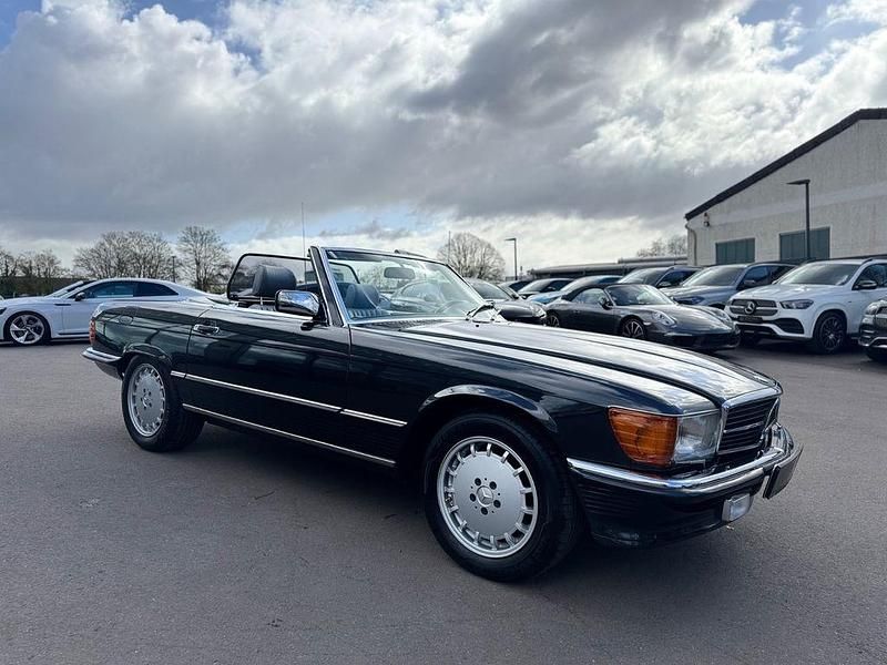 Gebraucht Mercedes SL500 245 PS (180 kW) 1986 Schwarz Cabrio