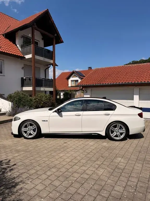Gebraucht BMW 535 M Sport 306 PS (225 kW) 2014 Weiß Limousine