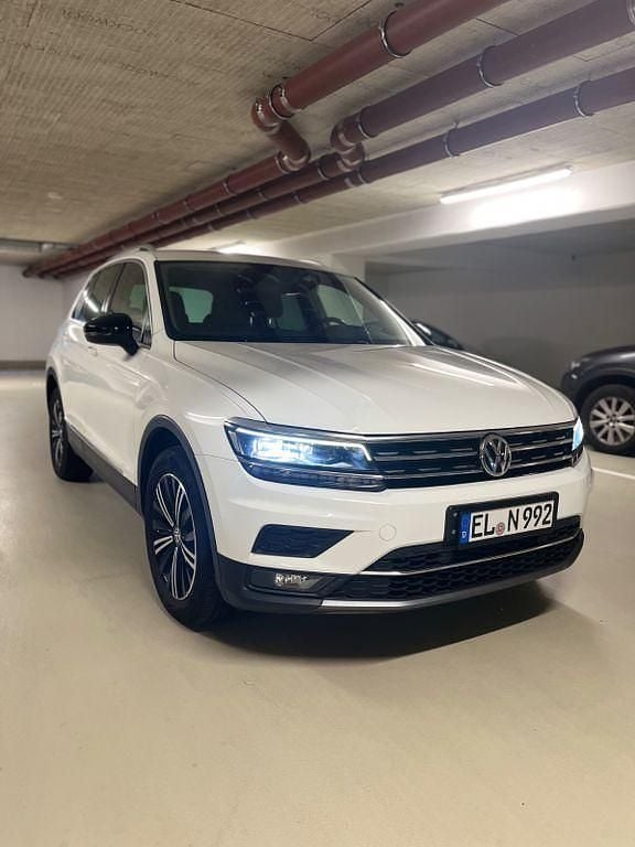Weiß Gebraucht 2018 VW Tiguan Executive SUV | 20.987 € (Guter Preis) - Bild 1/4