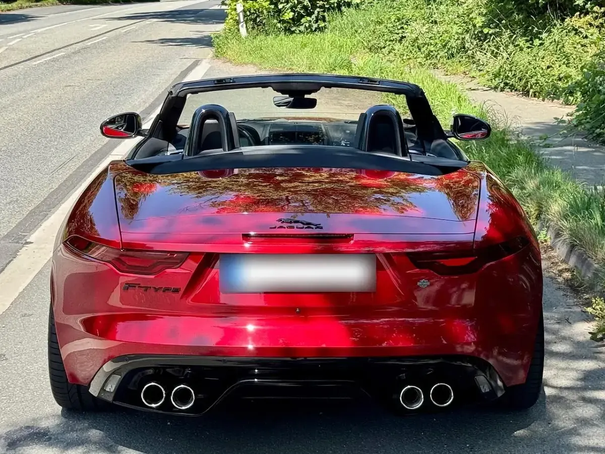 Usata Jaguar F-Type R-Dynamic 450 CV (330 kW) 2022 Rosso Cabrio