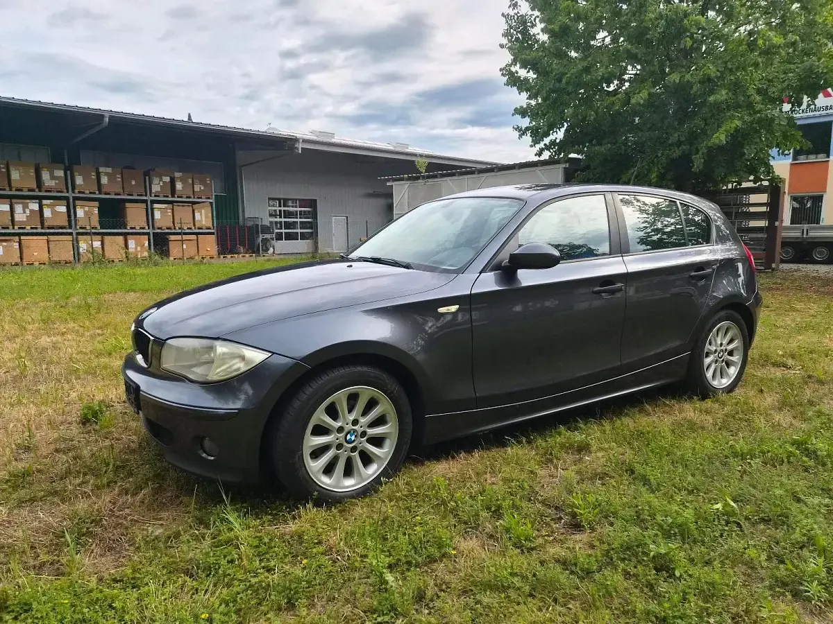Gebraucht BMW 116 116 PS (85 kW) 2005 Grau Kleinwagen