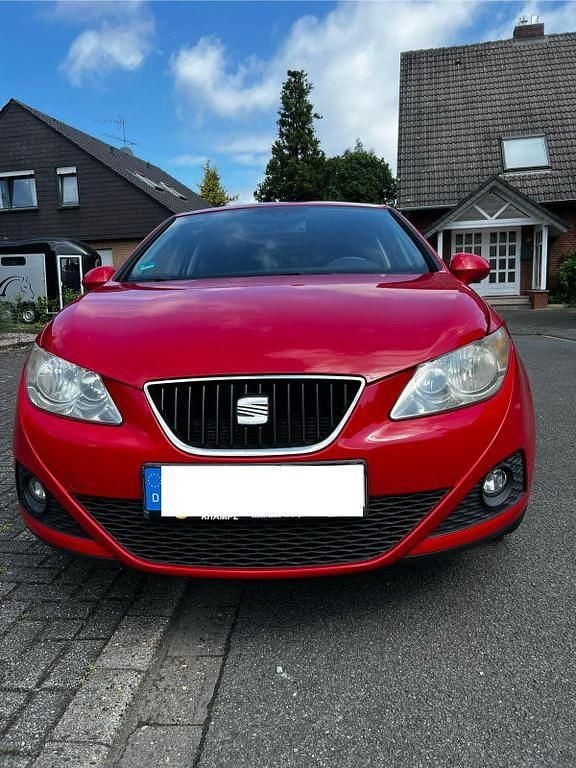 Rot Gebraucht 2008 Seat Ibiza Sport Limousine | 2.990 € (Fairer Preis) - Bild 1/4
