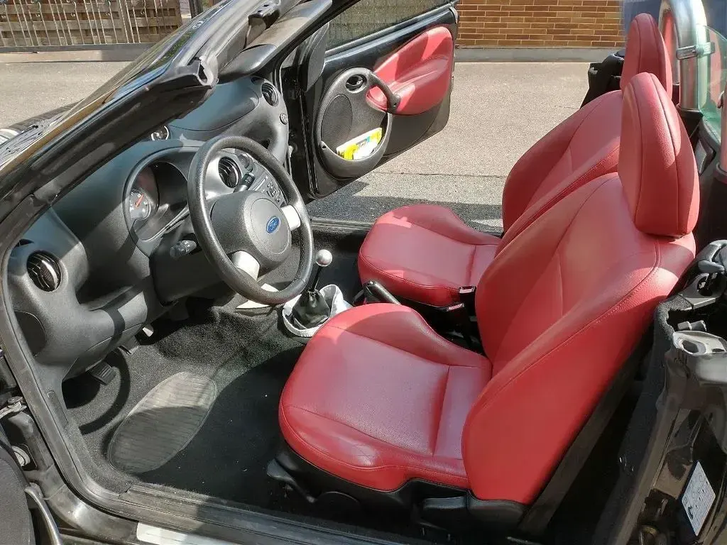 Gebraucht Ford StreetKa 95 PS (69 kW) 2004 Schwarz Cabrio