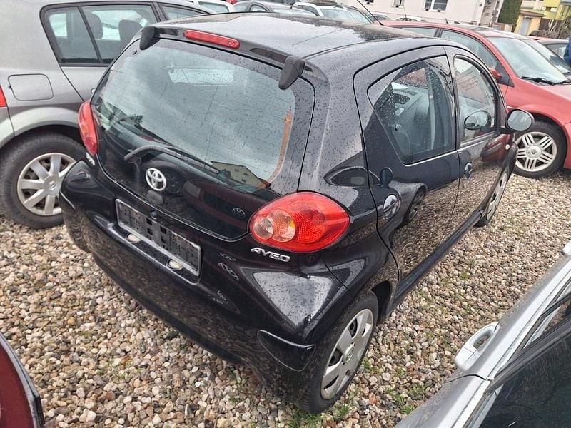 Gebraucht Toyota Aygo 68 PS (50 kW) 2009 Schwarz Kleinwagen