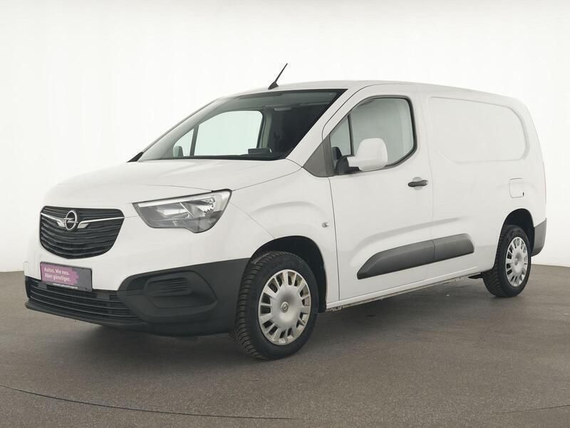 Jade weiss Gebraucht 2020 Opel Combo Edition Van / Kleinbus | 9.998 € (Guter Preis) - Bild 1/4