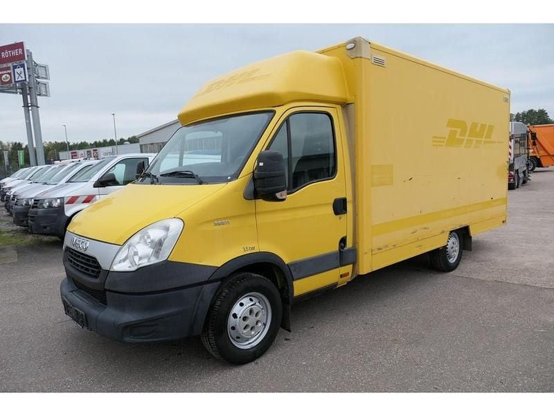 Gebraucht Iveco Daily 106 PS (77 kW) 2012 Gelb Van