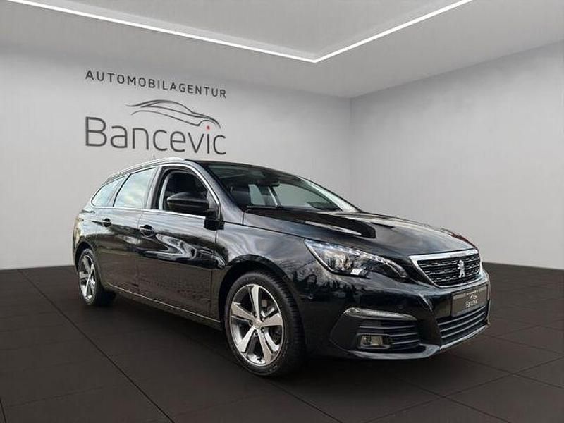 Schwarz Gebraucht 2018 Peugeot 308 Limousine | 8.888 € (Fairer Preis) - Bild 1/4