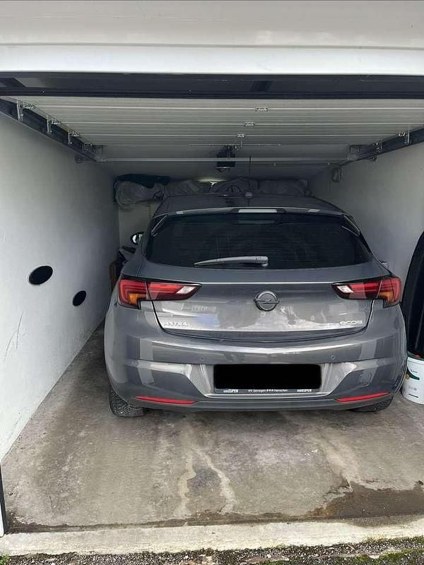 Grau Gebraucht 2016 Opel Astra Dynamic Kleinwagen | 10.250 € (Fairer Preis) - Bild 1/4