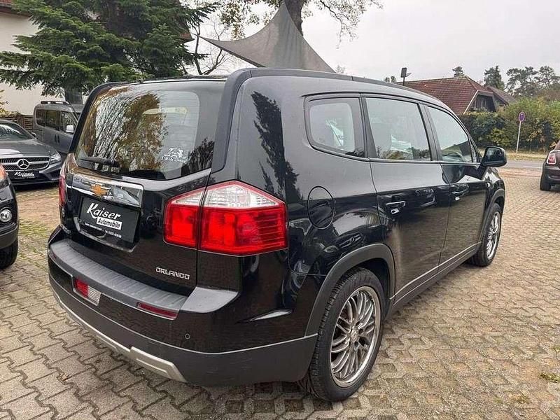 Gebraucht Chevrolet Orlando LT 141 PS (103 kW) 2012 Schwarz Van / Kleinbus
