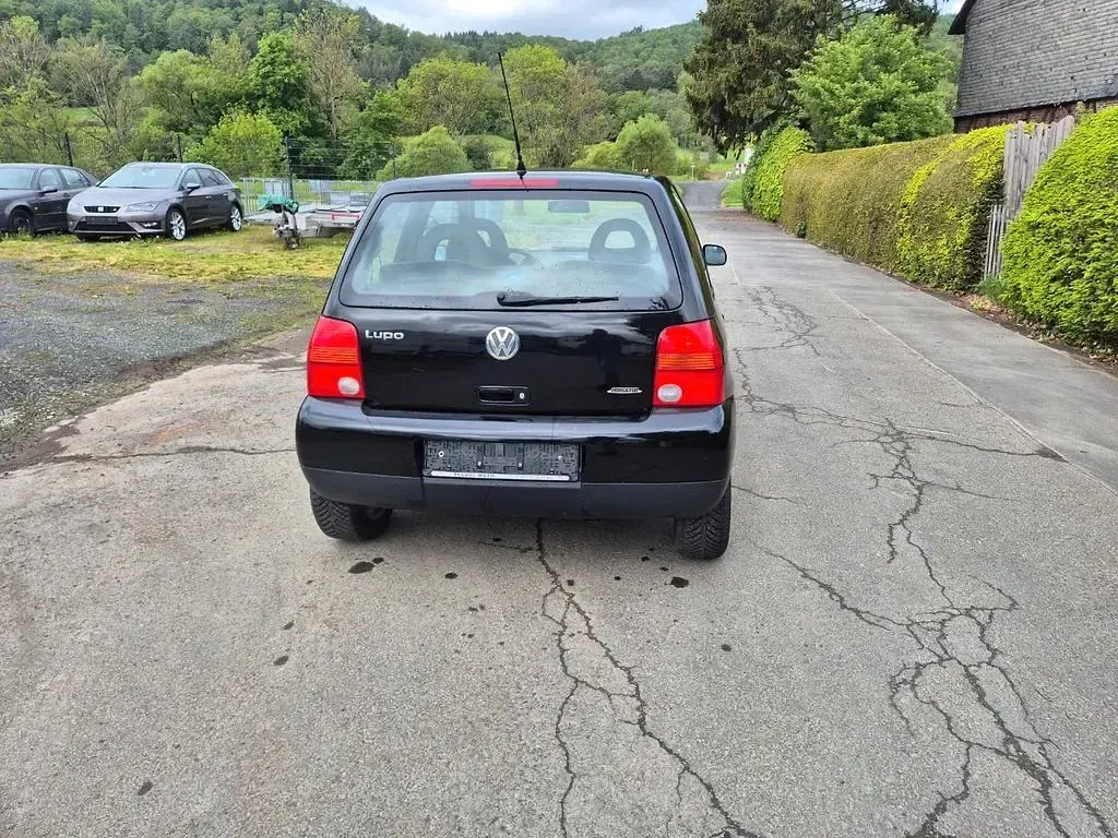 Gebraucht VW Lupo 50 PS (36 kW) 2003 Schwarz Kleinwagen
