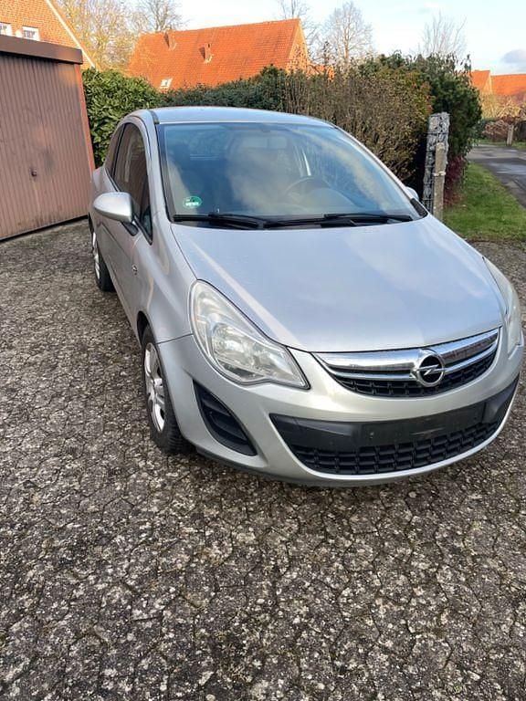 Silber Gebraucht 2011 Opel Corsa Kleinwagen | 2.000 € (Guter Preis) - Bild 1/4