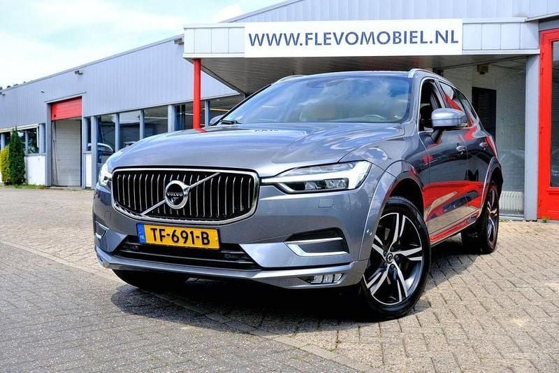 Grau Gebraucht 2018 Volvo XC60 Inscription SUV | 25.450 € (Guter Preis) - Bild 1/4