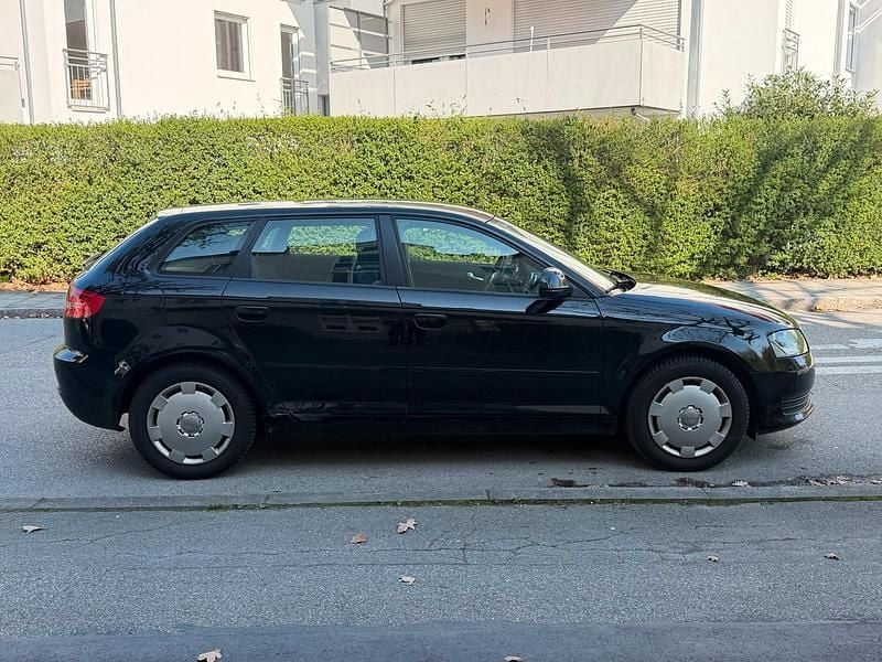 Gebraucht Audi A3 125 PS (91 kW) 2009 Schwarz Kleinwagen
