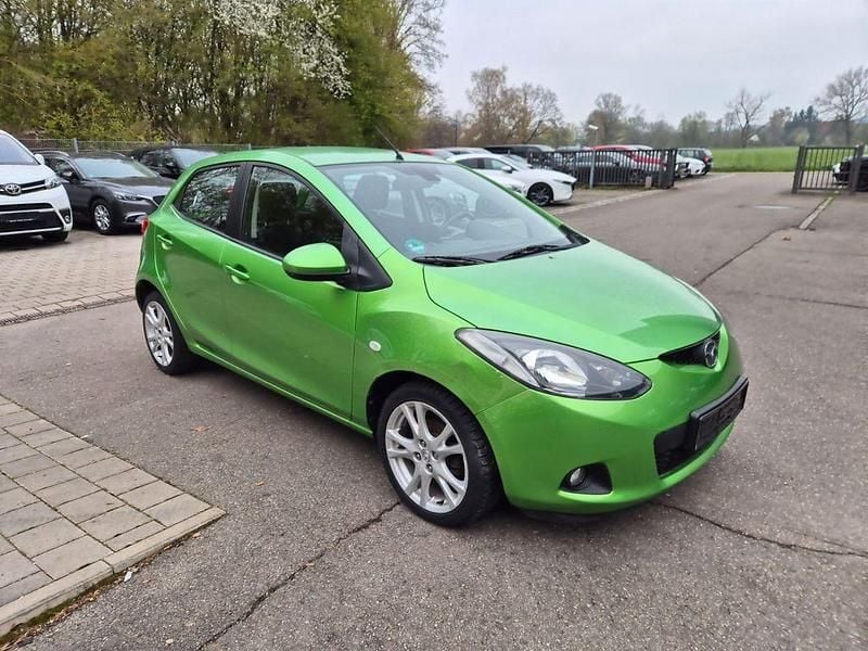 Second-hand Mazda 2 103 CP (75 kW) 2007 Verde Hatchback