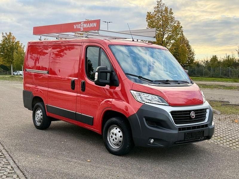 Rot Gebraucht 2016 Fiat Ducato Van | 9.990 € (Superpreis) - Bild 1/4